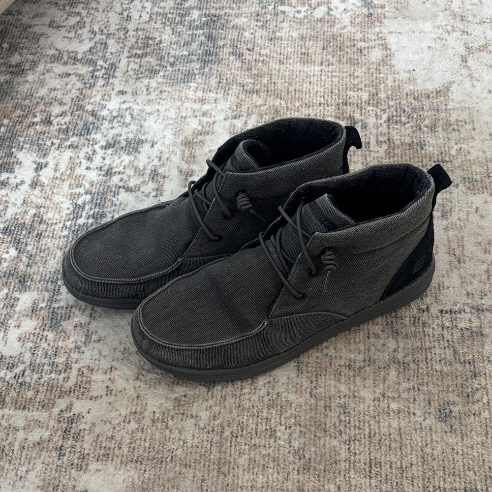 Skechers Men's Gray Chukka Boots